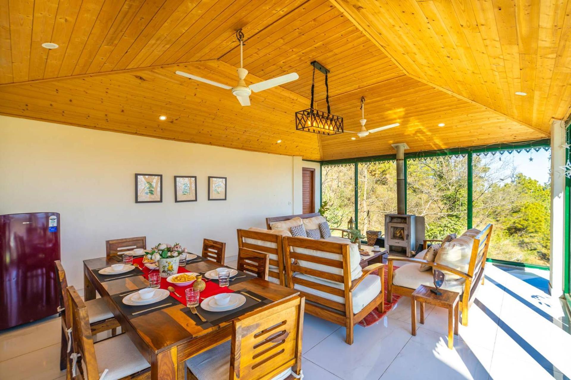 Stayvista At Padam Hill- Pet Friendly Villa With Garden Касаули Екстериор снимка