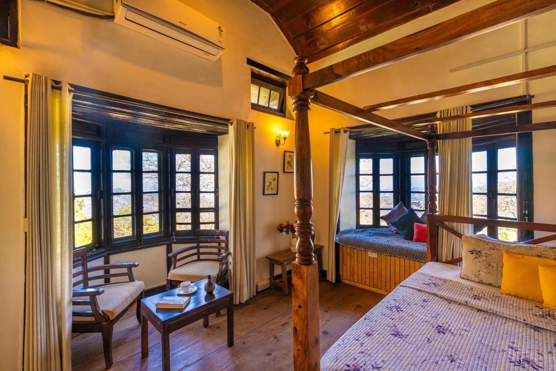Stayvista At Padam Hill- Pet Friendly Villa With Garden Касаули Екстериор снимка